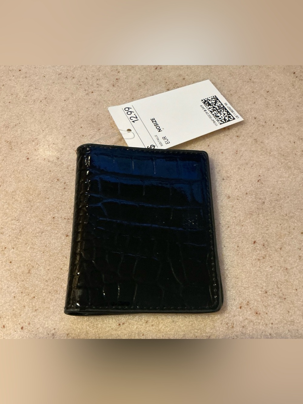 Croc-Embossed Card Wallet in Black
